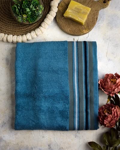 Mush emerald blue towel - Stylish pool accessory