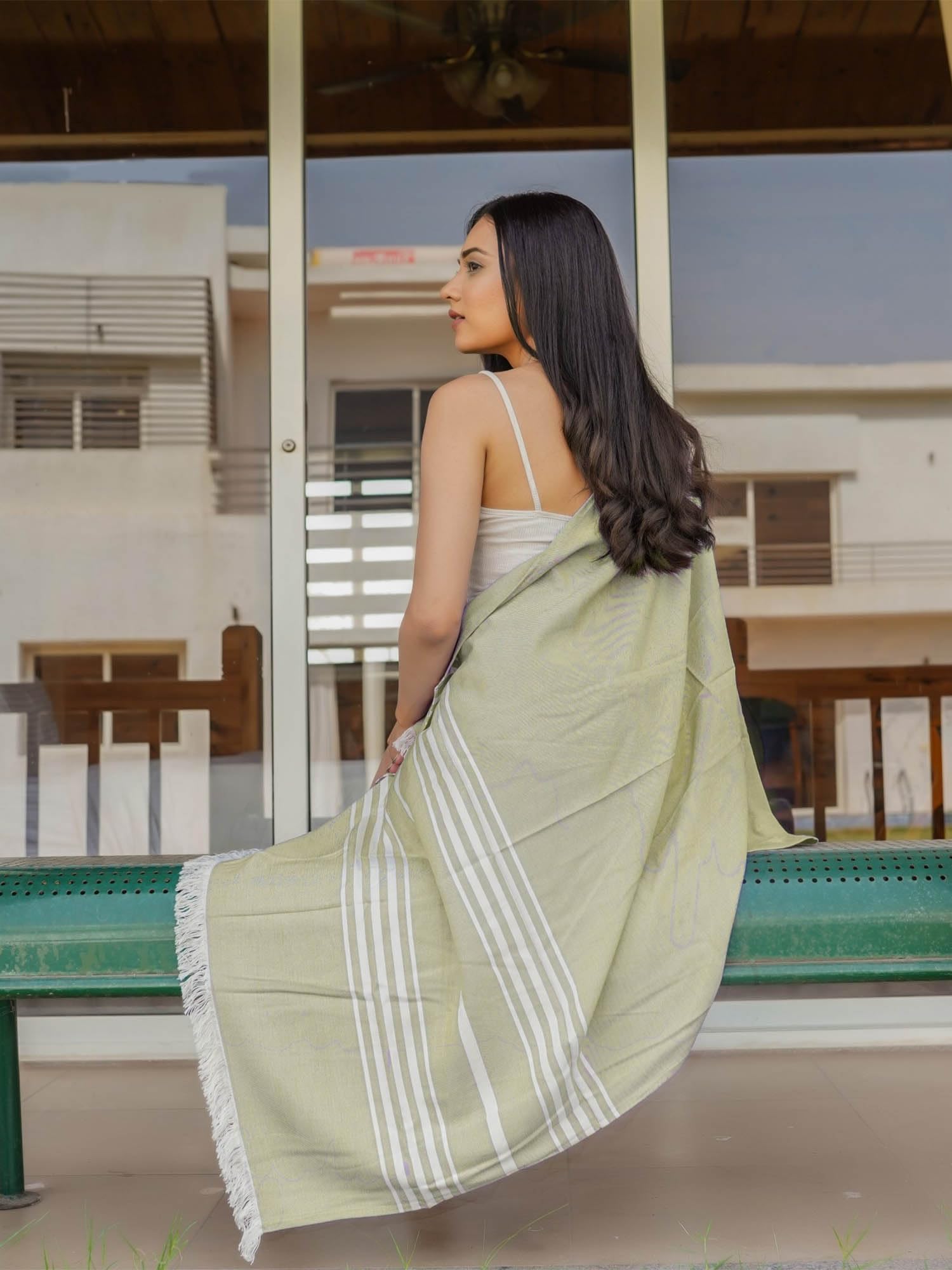 Mush bamboo bath towel - lightweight for traveling